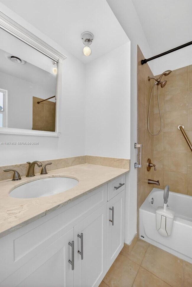 Building Photo - 7280 SW 128th St