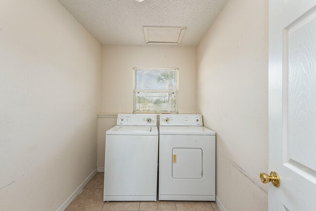 Building Photo - 3526 Dairy Rd