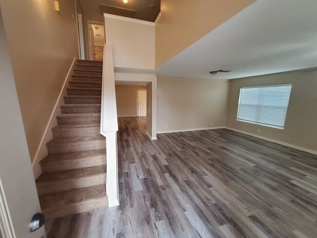 Building Photo - 14819 Mountainside Ridge