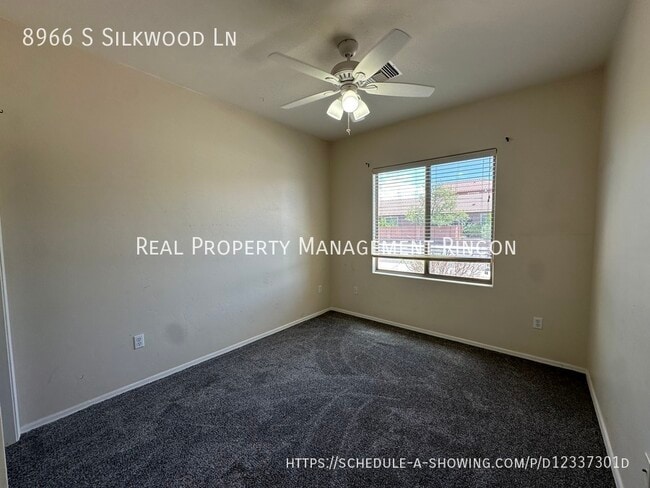 Building Photo - FRESH AND READY!! VAIL SCHOOLS TOO!!3 bed/...