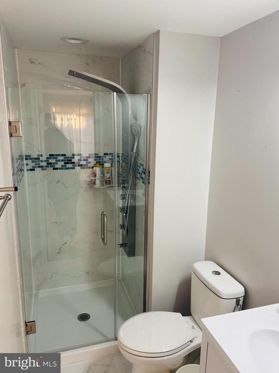 Building Photo - 9611 Brassie Way