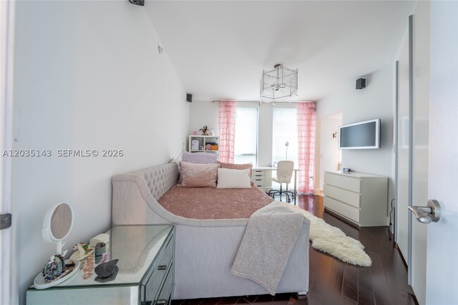 Building Photo - 9401 Collins Ave