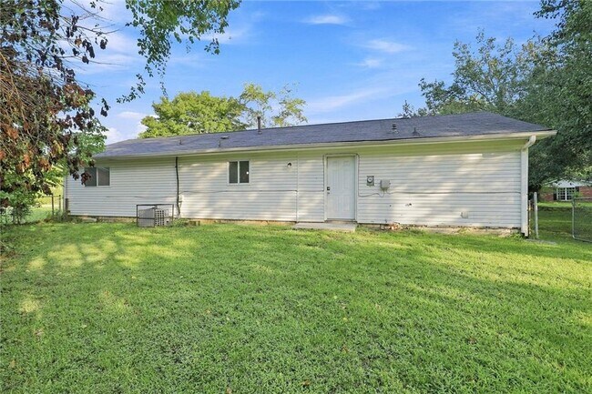 Building Photo - 8788 E Bourne Dr