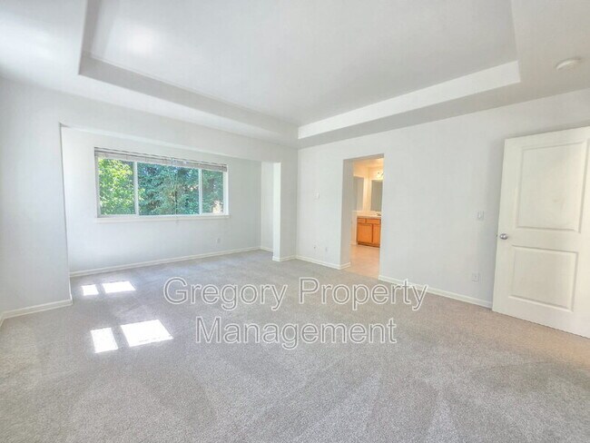 Building Photo - 15327 128th Ave NE