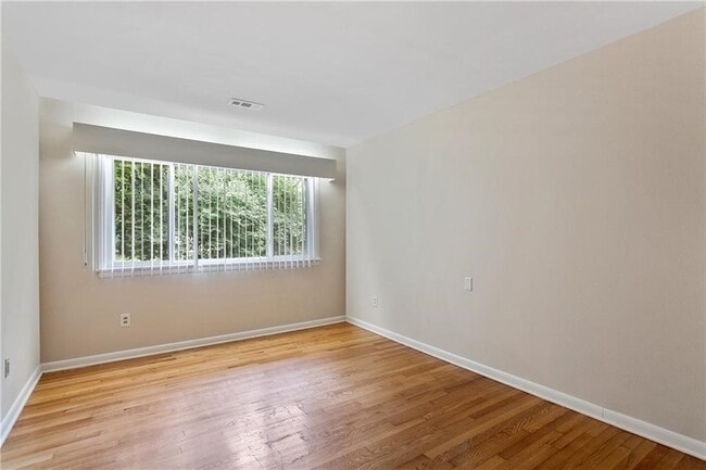 Building Photo - 1201 N Woolsey Ave