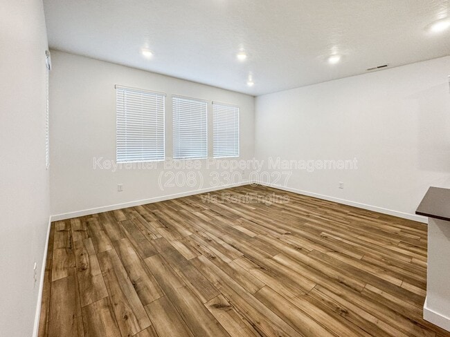 Building Photo - 4117 W Steel Grey Ln