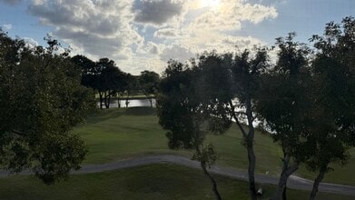 Building Photo - 400 SW 134th Way