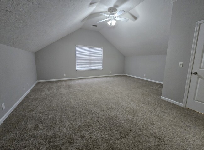 Building Photo - 817 Maricopa Dr