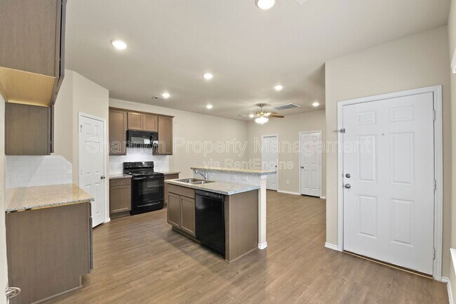 Building Photo - 9650 Warm Spring