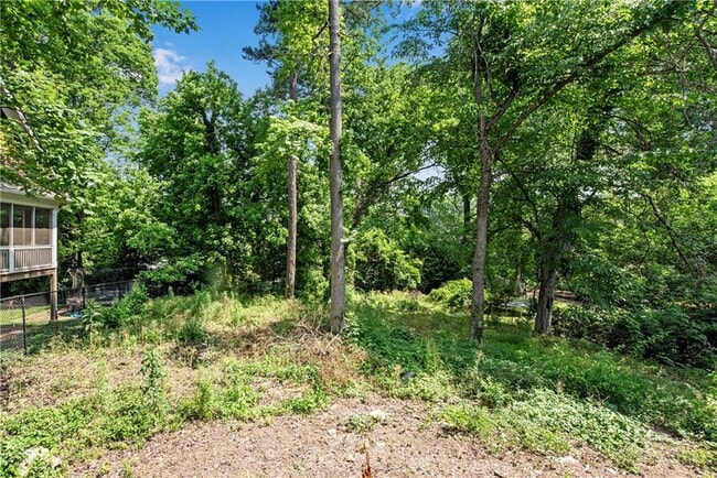 Building Photo - 1194 Spring Valley Ln NE