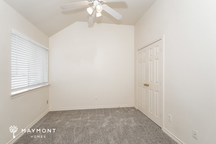 Building Photo - 4050 Cottage Park Ct