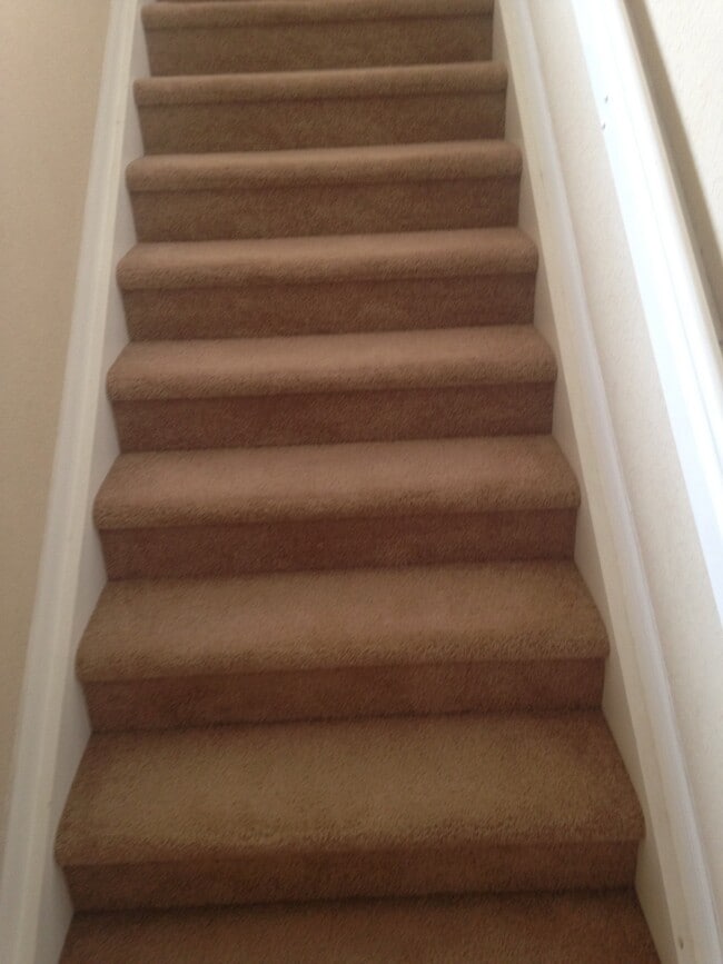 Building Photo - 5590 53rd Ave