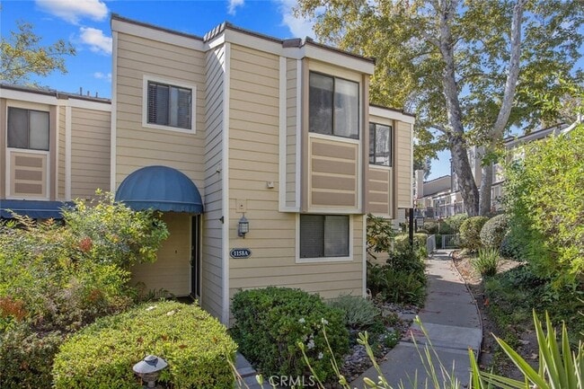 Building Photo - 1158 S Westlake Blvd