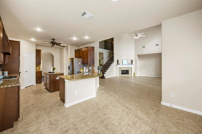 Building Photo - 10907 Lombardia Ct