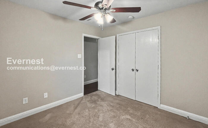 Building Photo - 19055 Remington Bend Dr