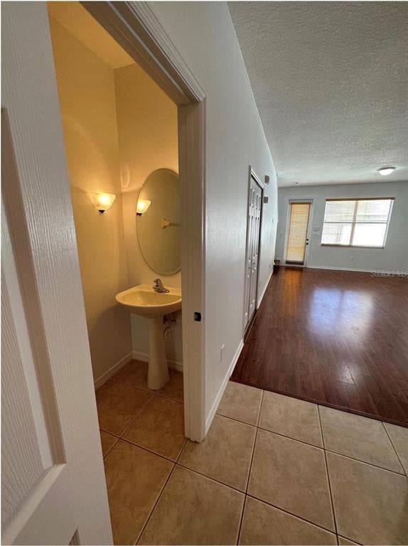 Building Photo - 14443 Prunningwood Pl