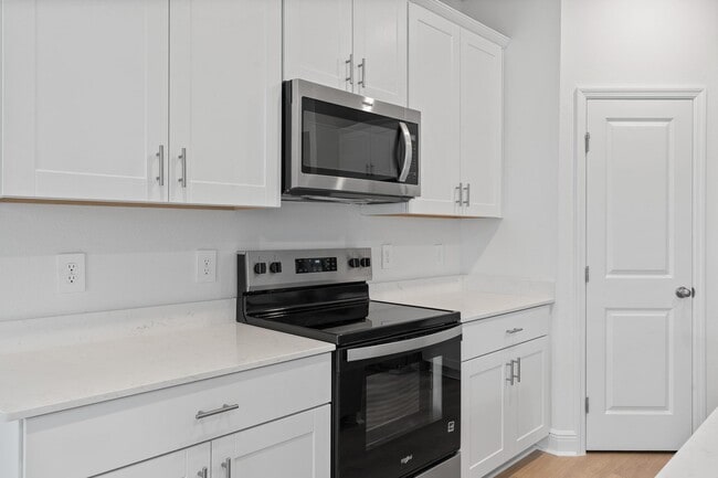 Building Photo - 2276 Hen Rd