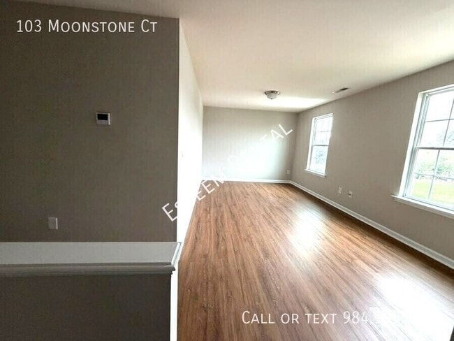 Building Photo - 103 Moonstone Ct