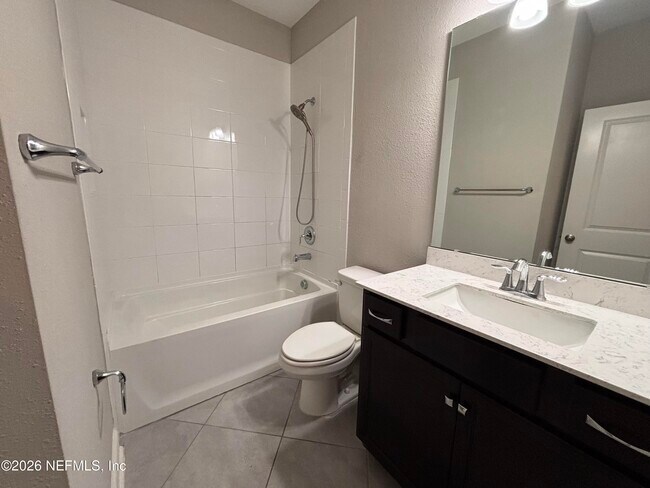 Building Photo - 212 Willow Crk Ct