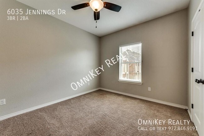 Building Photo - 6035 Jennings Dr