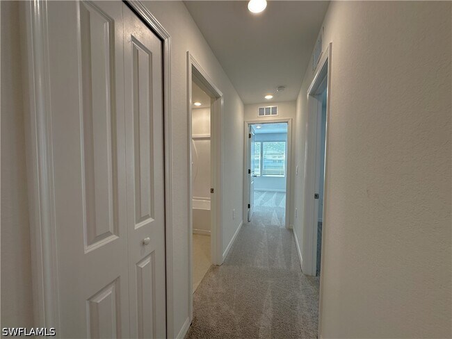 Building Photo - 28521 SWEET MEADOW Dr
