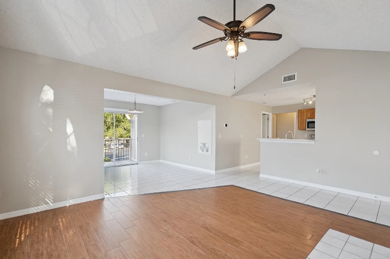 Building Photo - 682 Youngstown Pkwy