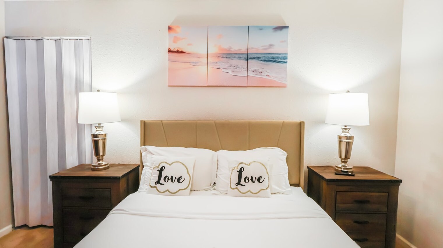 Building Photo - 660 Sunnyside Ave