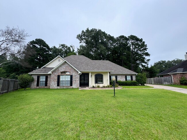 Building Photo - 472 Grand Oaks Dr