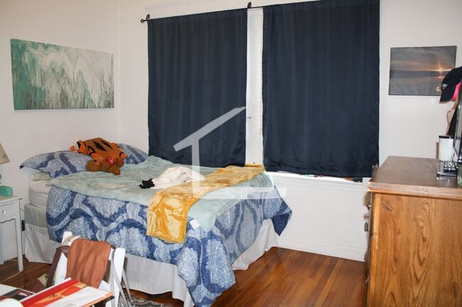 Building Photo - Great 3 Bed Available 6/1/26