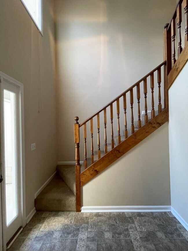 Building Photo - Foxhill Commons