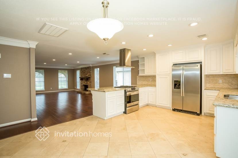 Building Photo - 22507 Red River Dr