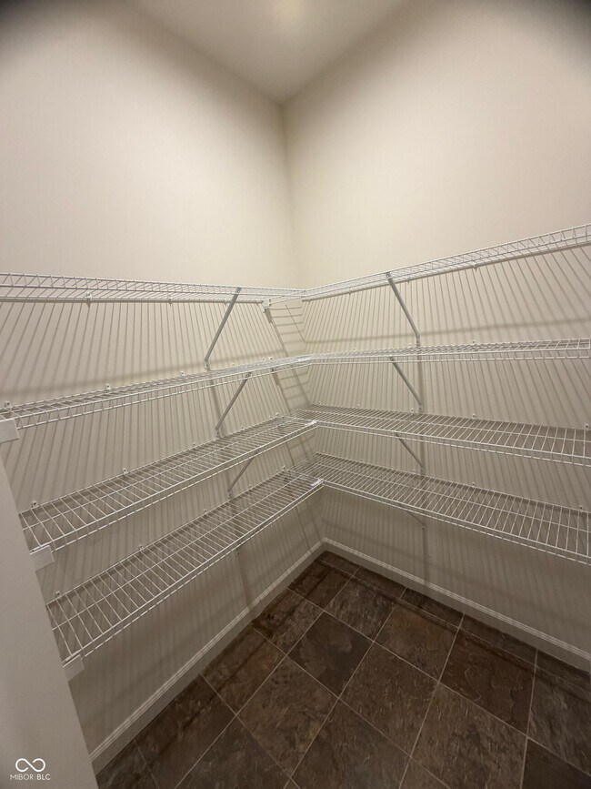 Building Photo - 15545 Westmoor Ave