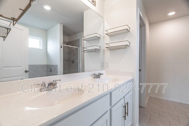Building Photo - 6415 Kendall Cv