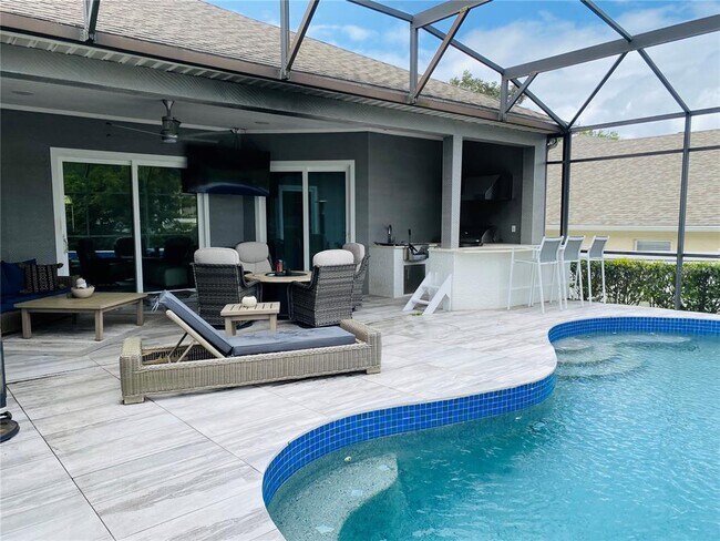 Building Photo - 1917 Pamlynne Pl