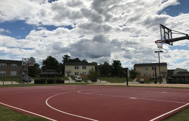 Building Photo - BRIDGEWATER HOME! PRE-LEASING FOR AUGUST 1 2026!