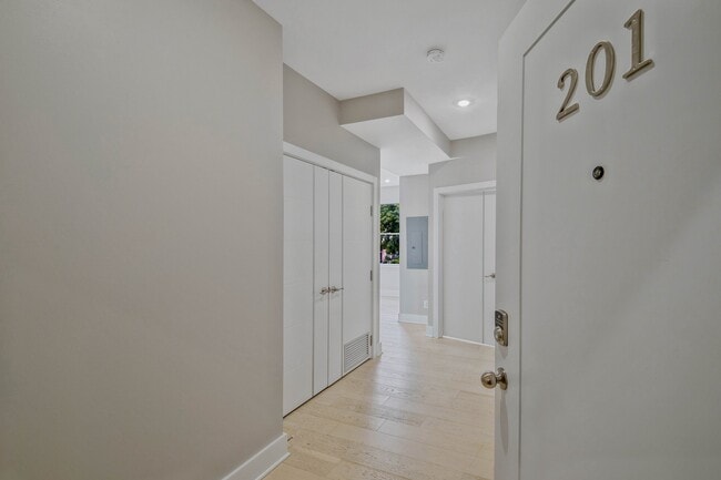 Building Photo - 1638 K St NW