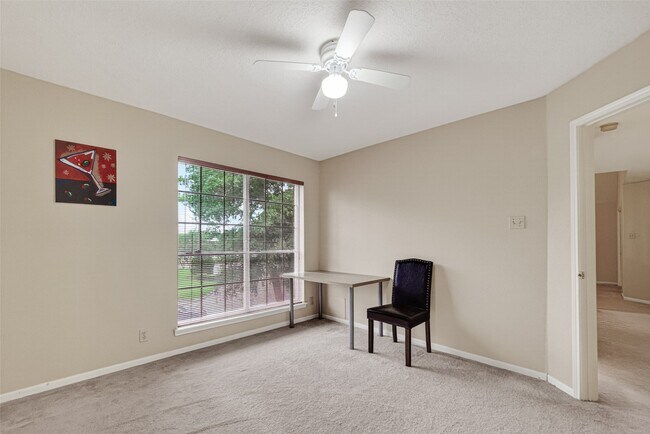 Building Photo - 811 Colony Glen Ct