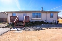 Building Photo - Large 2 story Home in Prescott Valley
