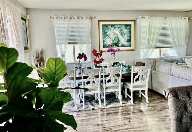 Building Photo - 31509 Tuberose Rd