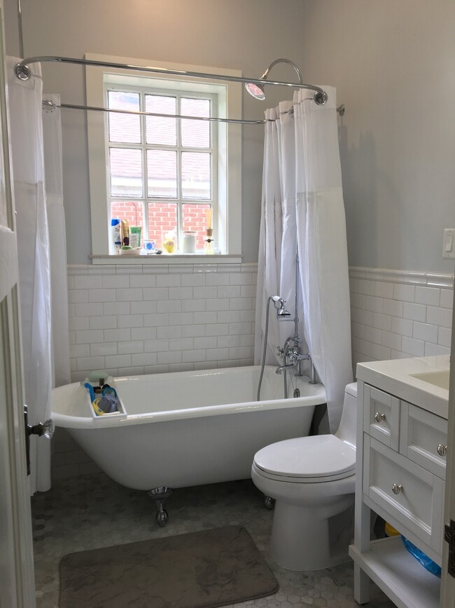 Building Photo - 1639 17th Ave