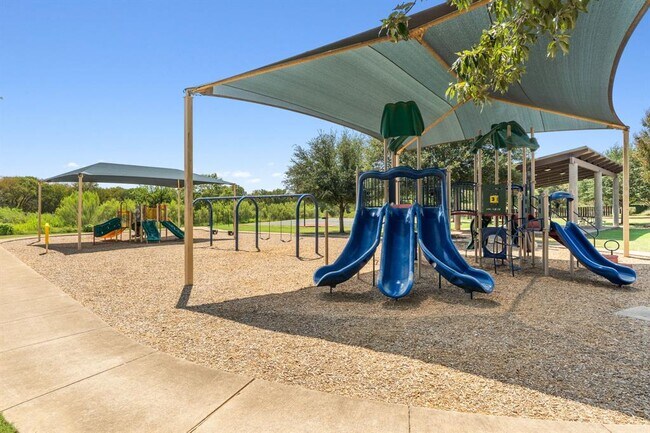 Building Photo - 2627 Garlic Creek Dr