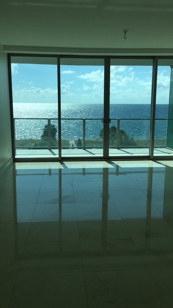 Building Photo - Oceana Key Biscayne Large 3 bedroom for rent