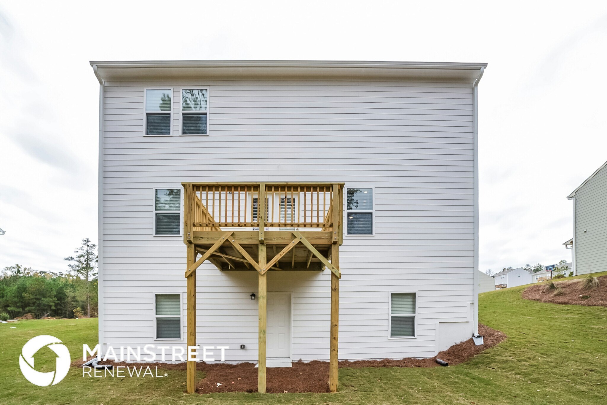 Building Photo - 8615 Paradise Dr