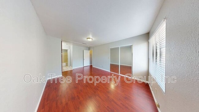 Building Photo - 2225 23rd Ave