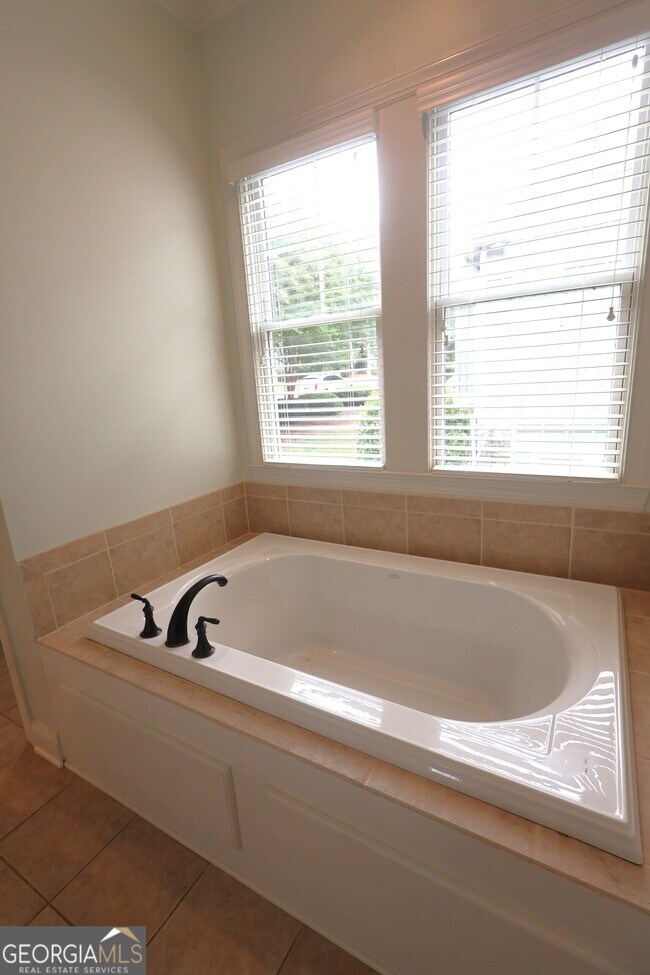 Building Photo - 1081 Starboard Dr