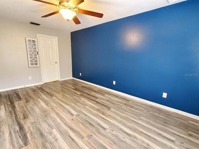 Building Photo - 17532 Hugh Ln