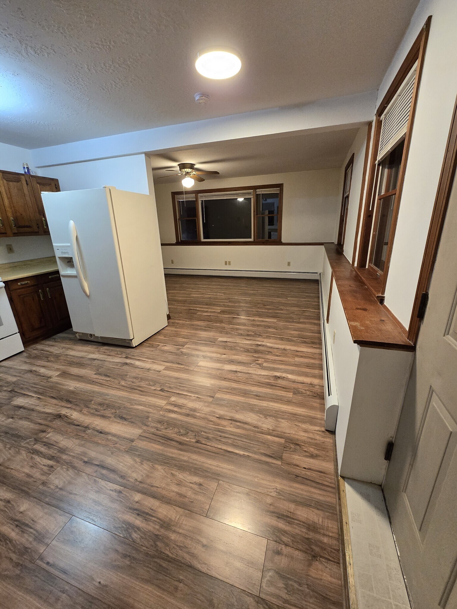 Kitchen/Living room - 16 Cote Cir