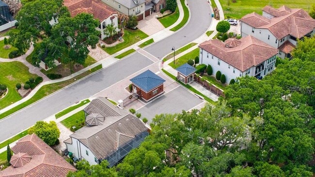 Building Photo - 706 Canopy Estate Dr