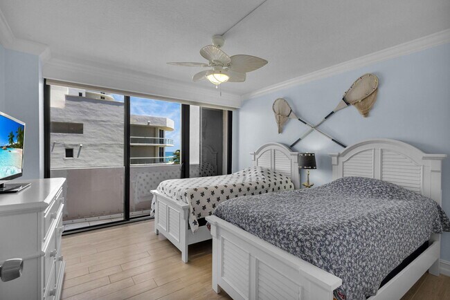 Building Photo - 4200 N Ocean Dr