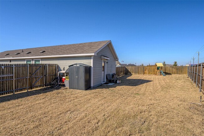 Building Photo - 6611 Coulter Dr